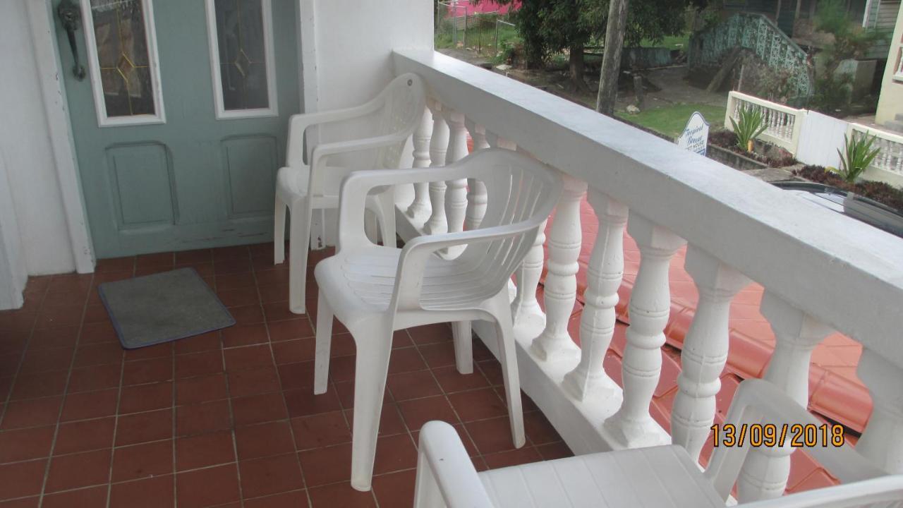 Tropical Breeze Vacation Home And Apartments Gros Islet Bagian luar foto