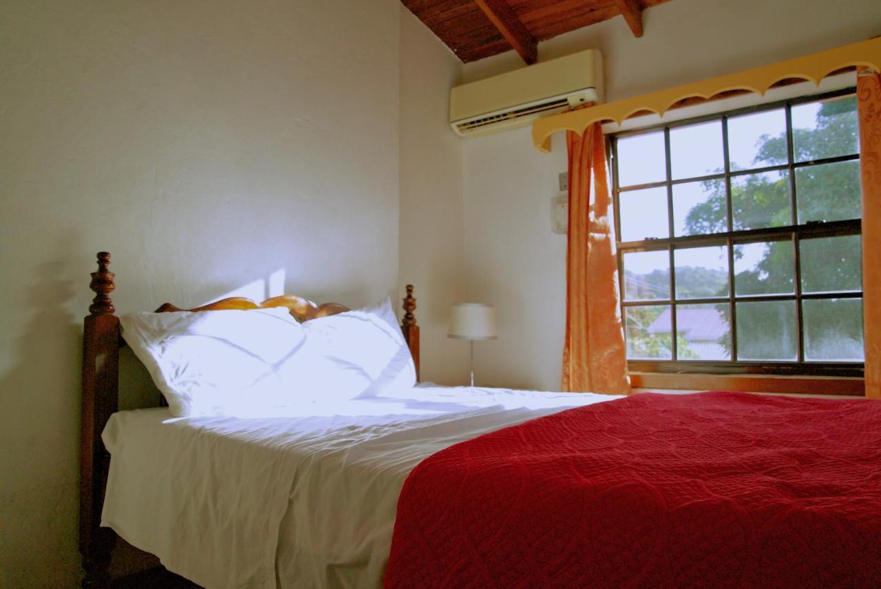 Tropical Breeze Vacation Home And Apartments Gros Islet Bagian luar foto